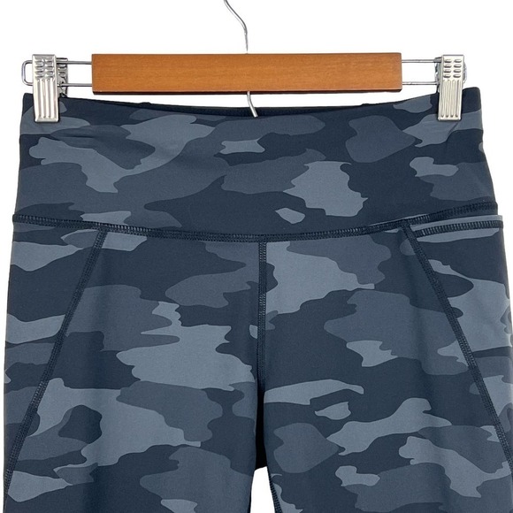 Sweaty BETTY POWER HIGH WAIST POCKET BIKER SHORTS BLACK TONAL CAMO SIZE 4-6 NWT - Picture 4 of 15